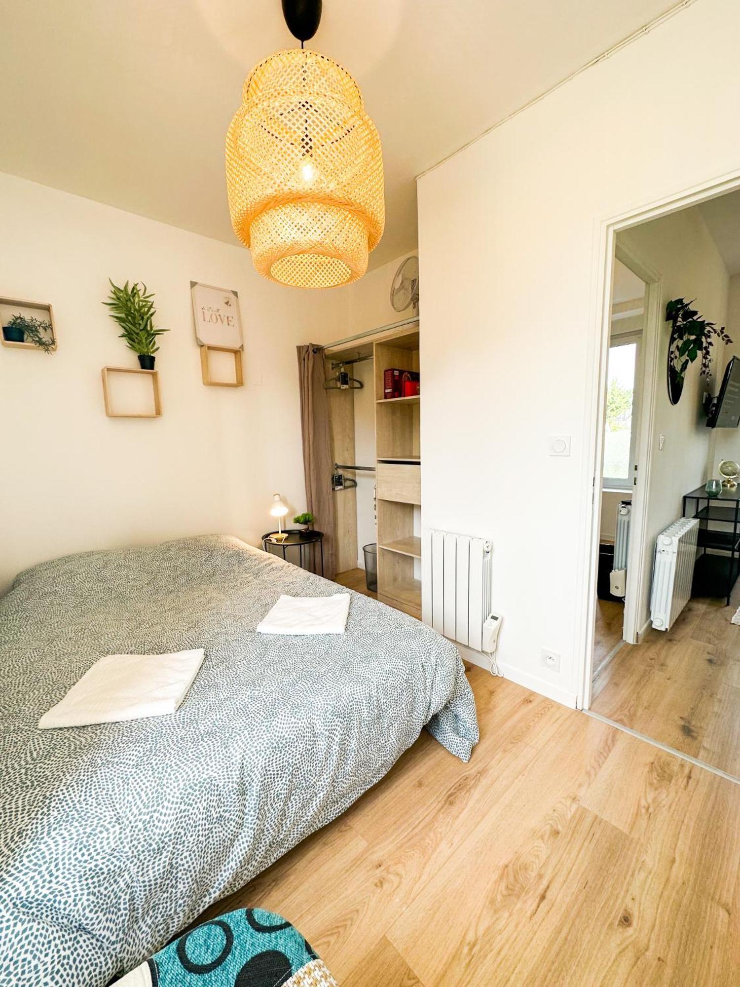 New: Agreable & Lumineux *Gare* Guingamp Exterior foto